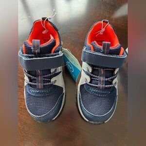 Stride Rite. Little kid size 10. New in box